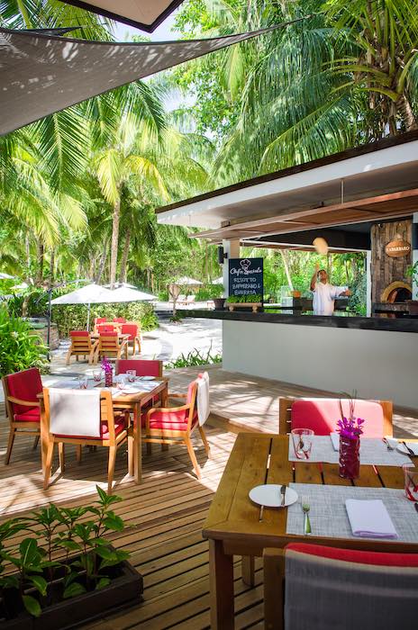 Rabarbaro at One&Only Reethi Rah thumbnail 7